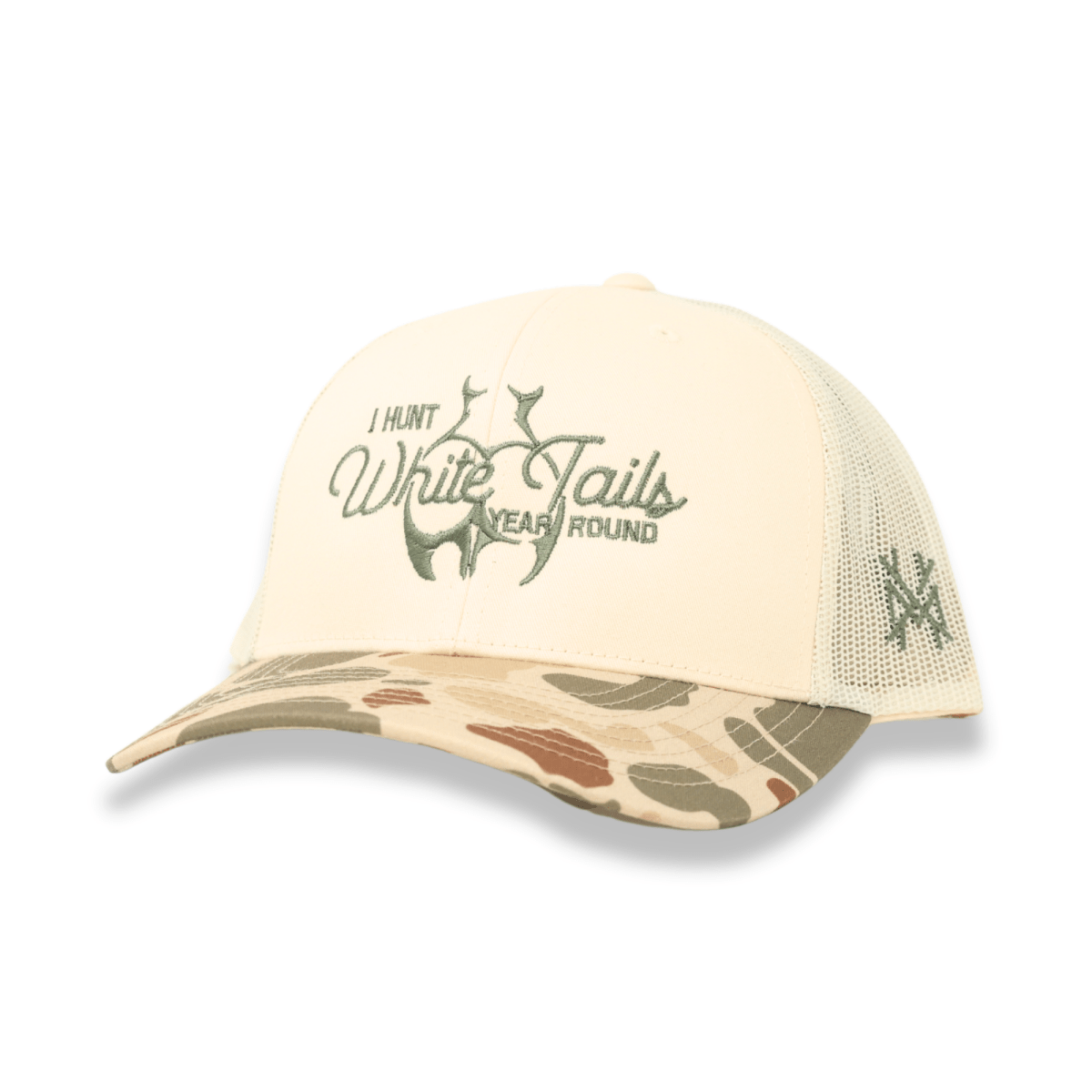 I Hunt White Tails Year Round - The Mad Hatter Company