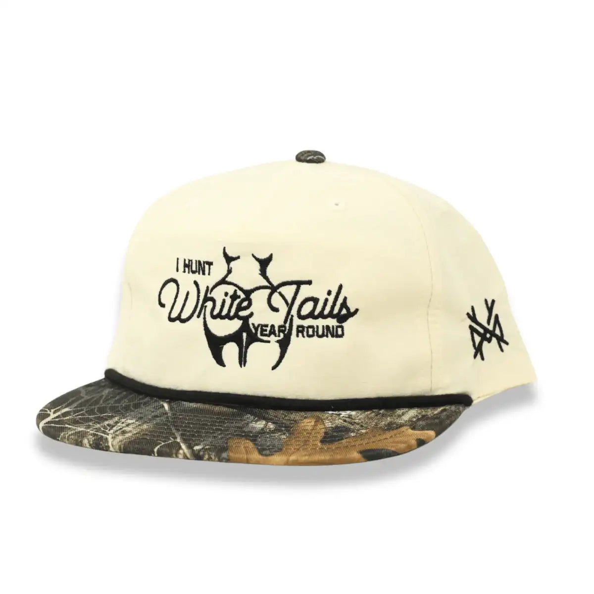 I Hunt White Tails Year Round - The Mad Hatter Company